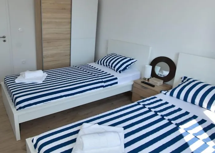 Pool House Bruno Apartman