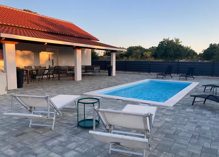 Pool House Bruno Lägenhet *